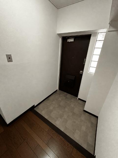 名古屋市中区金山マンション 玄関