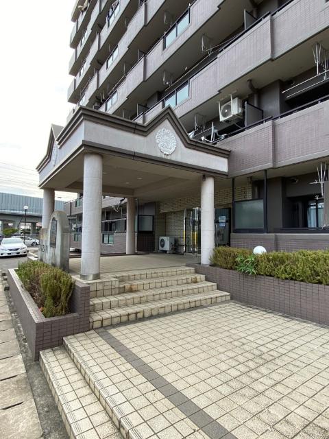 ビューフォート岡崎 エントランス