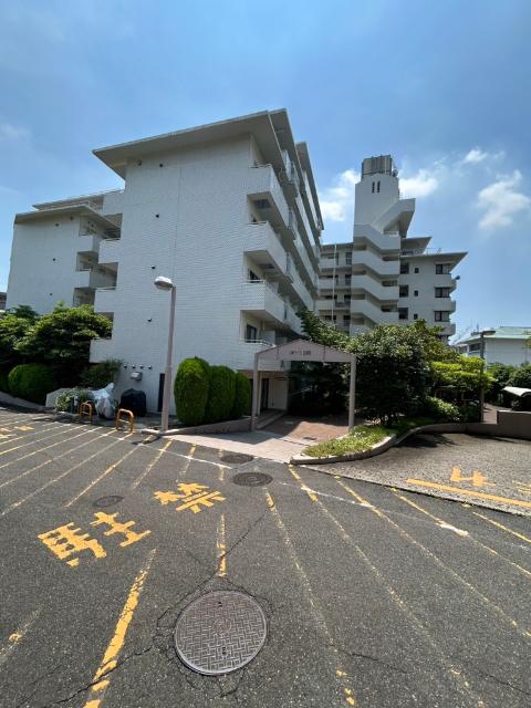 荘苑八事ヴィラージュ弐番館 外観