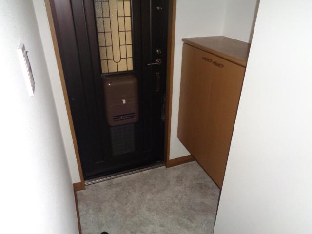 アインハウス（202） 玄関