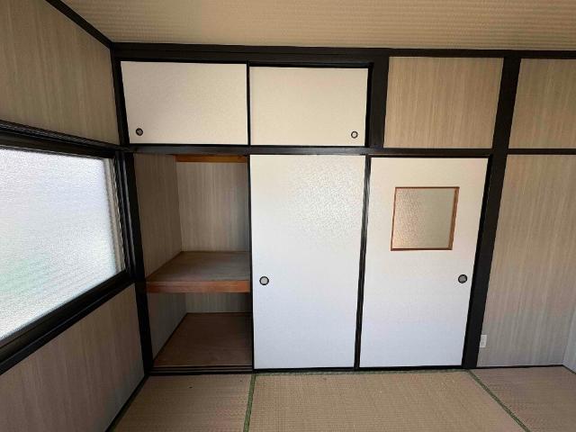 テラス岩沢（1） 収納