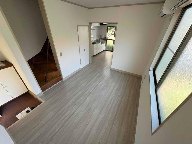 テラス岩沢（1） リビング