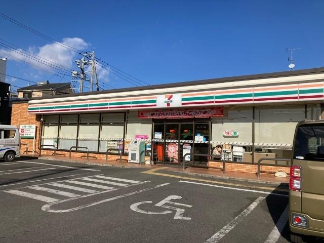 セブンイレブン富士見鶴瀬駅西通り店：398m