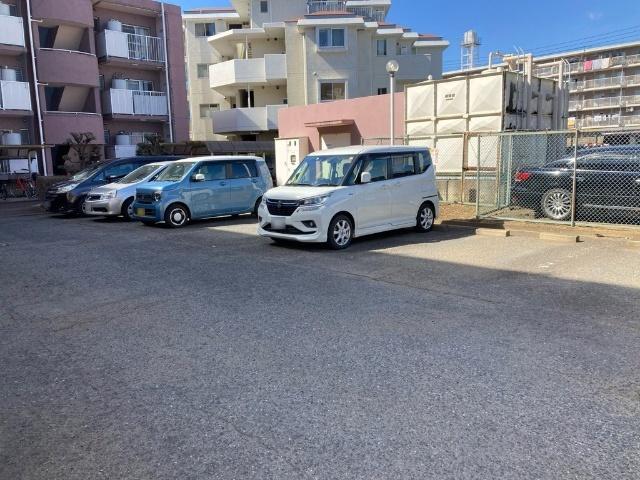 ウィステリア８０１（503） 駐車場
