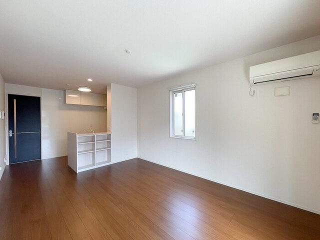VIA MONTE NAPOLEONE(ｳﾞｨｱ ﾓﾝﾃ ﾅﾎﾟﾚｵｰﾈ)（101） 部屋画像