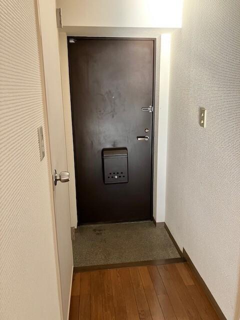 モンシャトー川口（203） 玄関