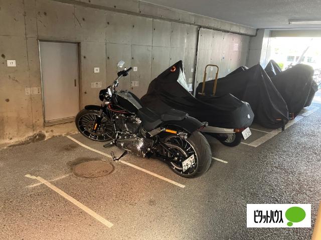シトラス５ビル　バイク駐輪場 部屋画像