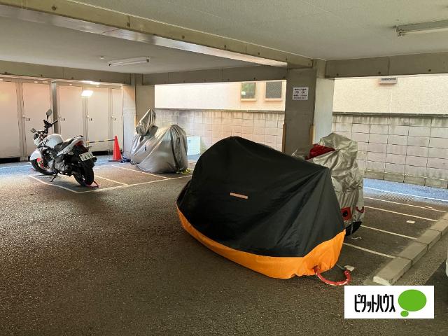 シトラス５ビル　バイク駐輪場 部屋画像