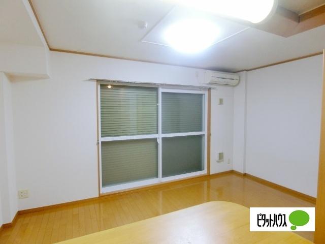 カーバリーハウス（103） 部屋画像