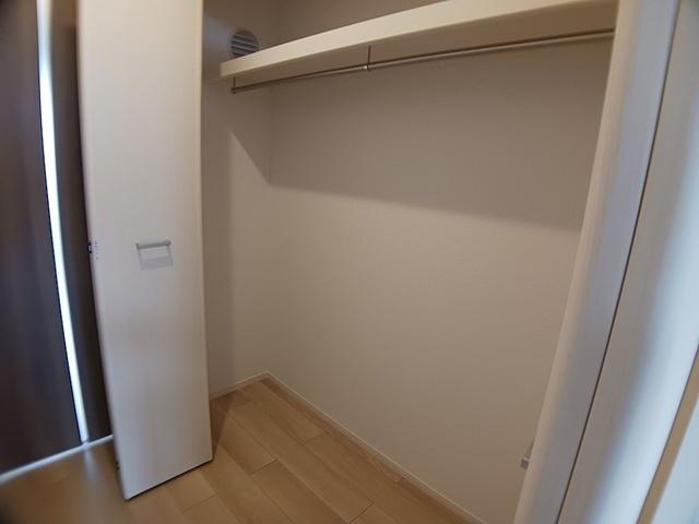 ヒカルサ川口芝西（303） 収納