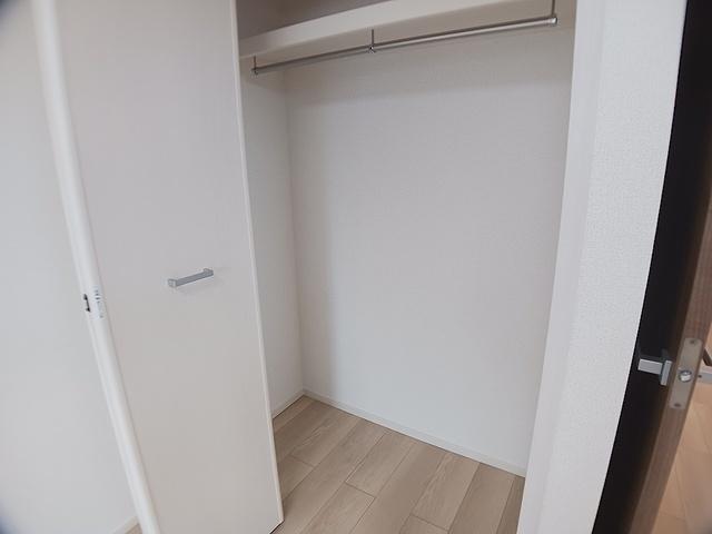 ヒカルサ川口芝西（301） 収納