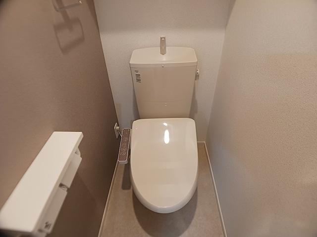 ヒカルサ東川口（104） トイレ
