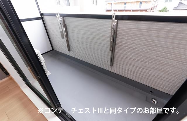 ヒカルサ川口里（202） バルコニー