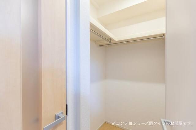 ヒカルサ東川口サウス（303） 収納