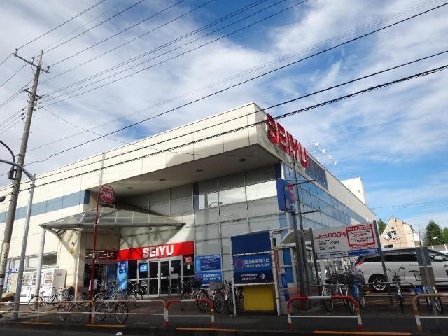 西友加賀鹿浜店：199m