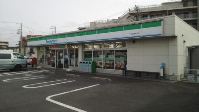 ファミリーマートTKS東大門店：1000m