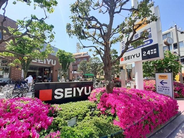西友　竹ノ塚店：373m