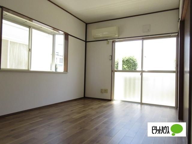 ウイング中丸（B101） 部屋画像