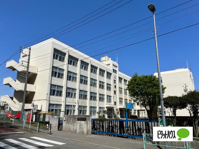 大和市立大和東小学校：561m
