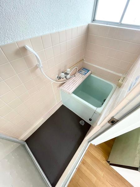 神戸市兵庫区熊野町アパート バス／シャワー
