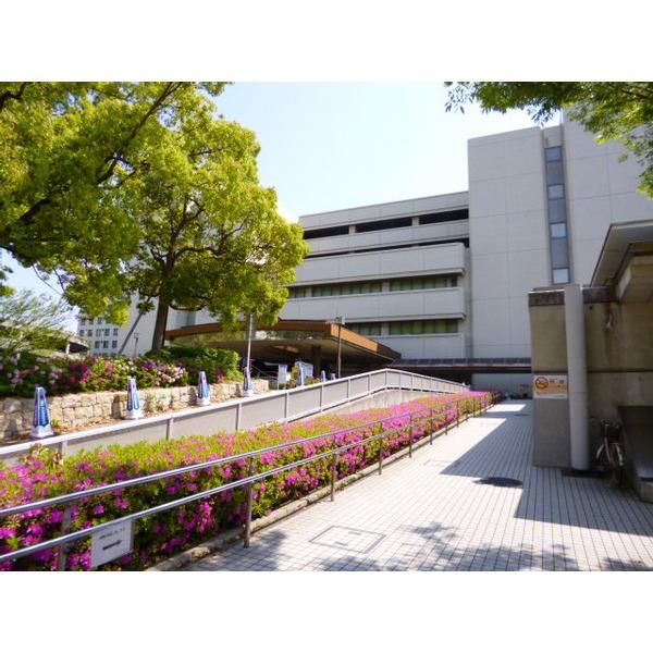 神戸大学医学部附属病院：901m