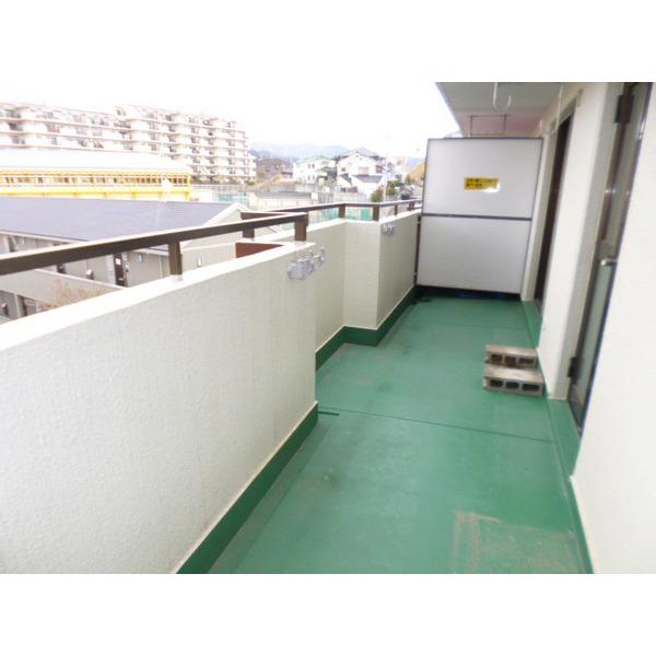 神戸市北区鈴蘭台北町マンション バルコニー