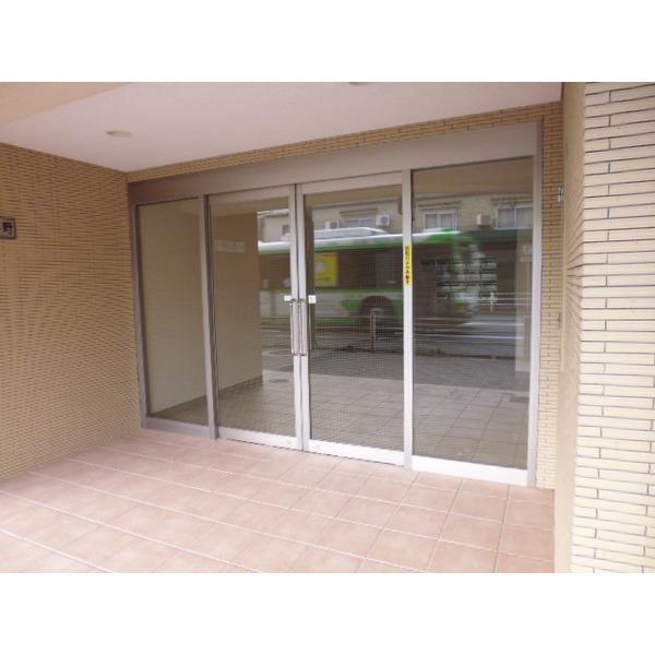 神戸市兵庫区上三条町マンション エントランス
