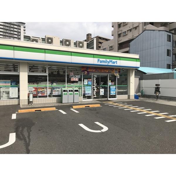 ファミリーマート神戸湊町店：353m