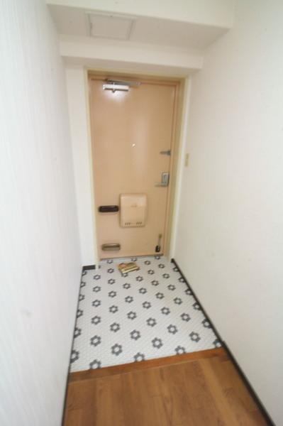 小脇マンション 玄関