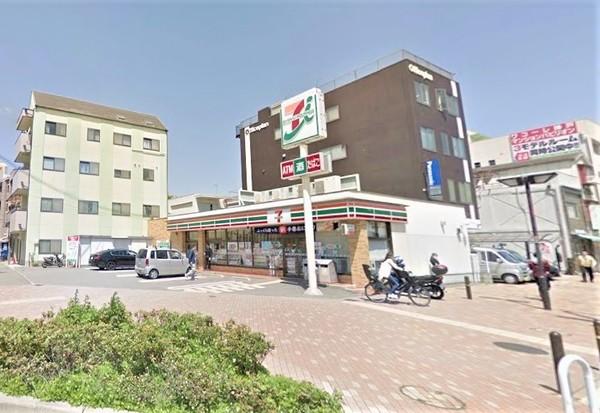 セブンイレブン神戸水木通5丁目店：194m