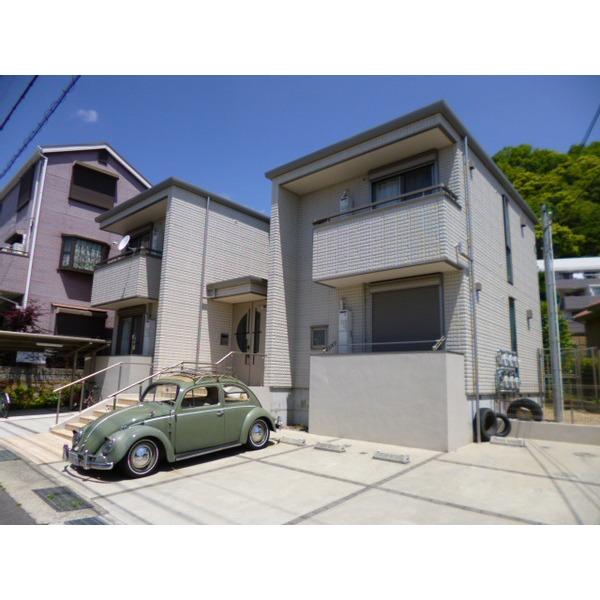 エスコート山根 外観