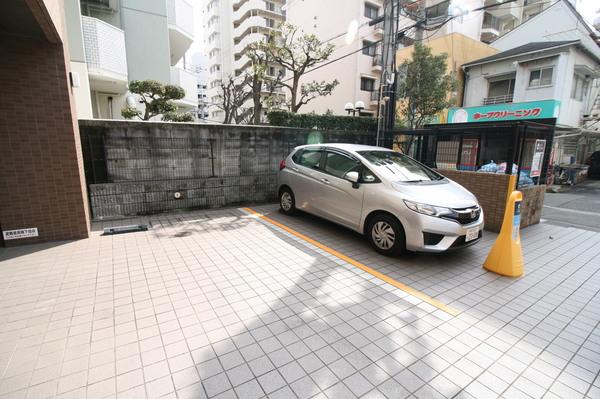 神戸市兵庫区下沢通マンション 駐車場