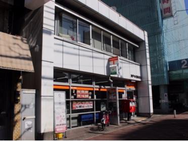 みなと銀行北野坂支店：576m