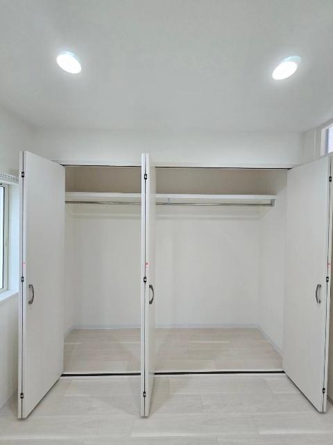 ＪＳ小山町 収納
