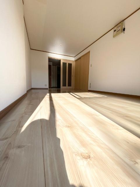 神戸市兵庫区菊水町テラスハウス リビング