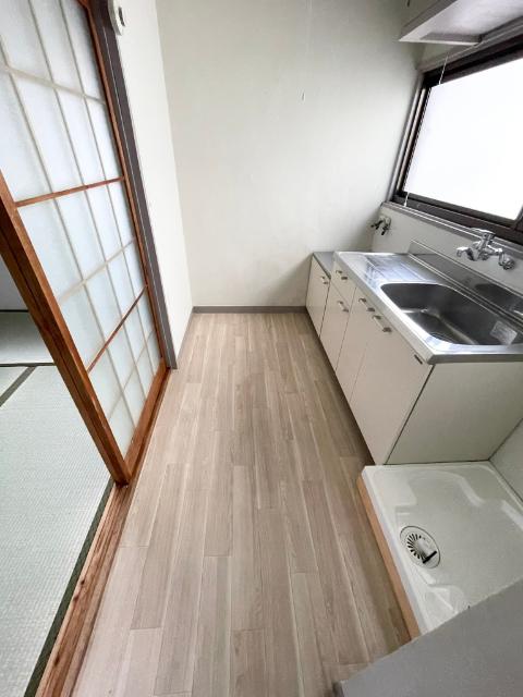 神戸市兵庫区荒田町アパート キッチン