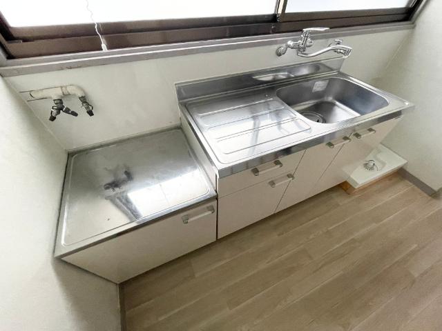 神戸市兵庫区荒田町アパート キッチン