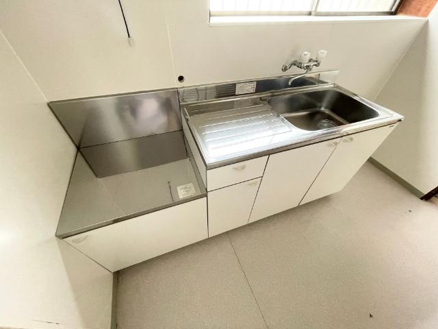 源平町貸戸建 キッチン