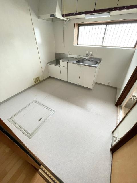 源平町貸戸建 リビング