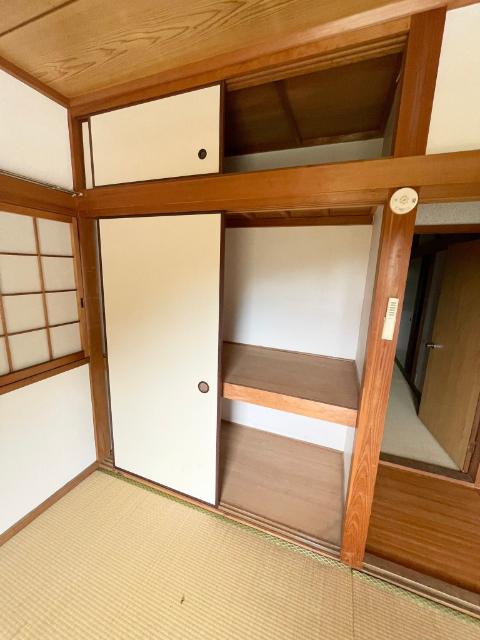 源平町貸戸建 収納