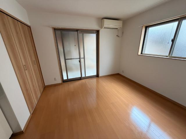 リバーライス11 室内