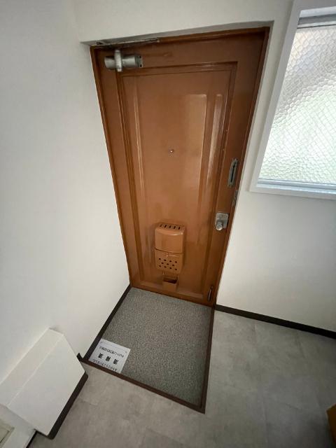 神戸市兵庫区上沢通マンション 玄関