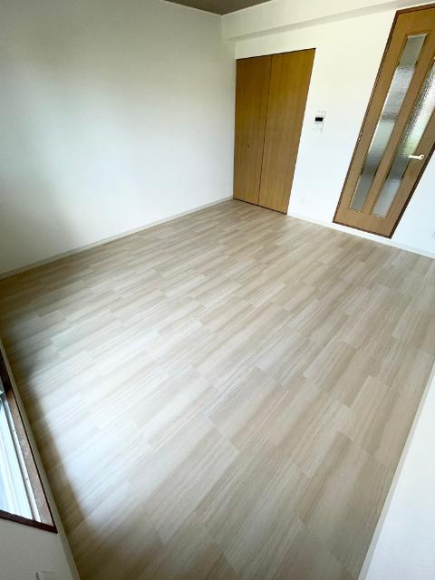 神戸市兵庫区三川口町マンション 部屋画像