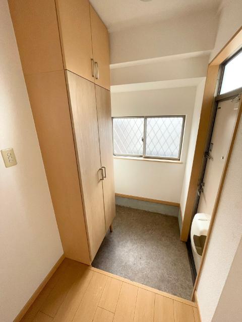 清ハイツⅥ 玄関