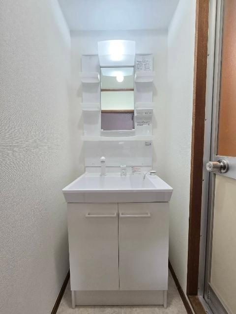 ロイヤル石井 洗面