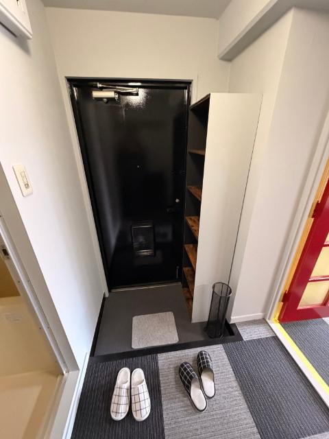 神戸市兵庫区東山町マンション 玄関