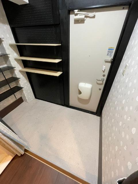 神戸市兵庫区永沢町マンション 玄関