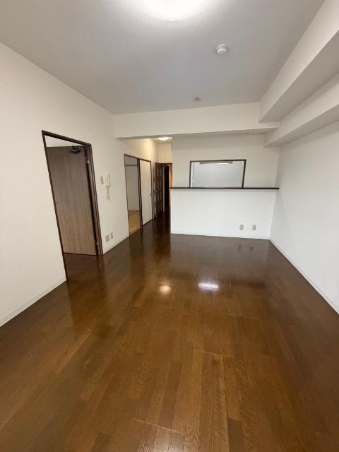 カルム湊川 リビング