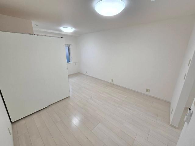 神戸市兵庫区荒田町テラスハウス リビング
