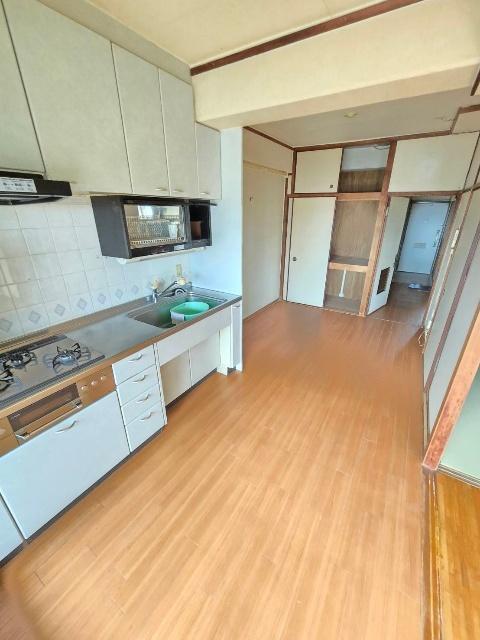 神戸市兵庫区菊水町マンション リビング